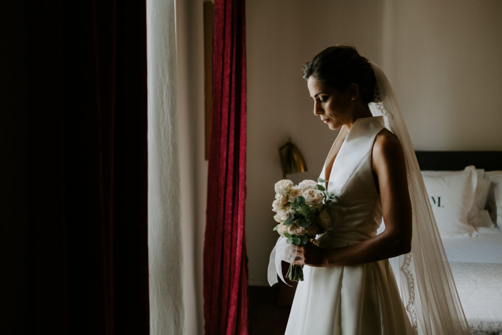 Bride &her bouquet - 3 Michelin star wedding in Italy - Italian Wedding Designer